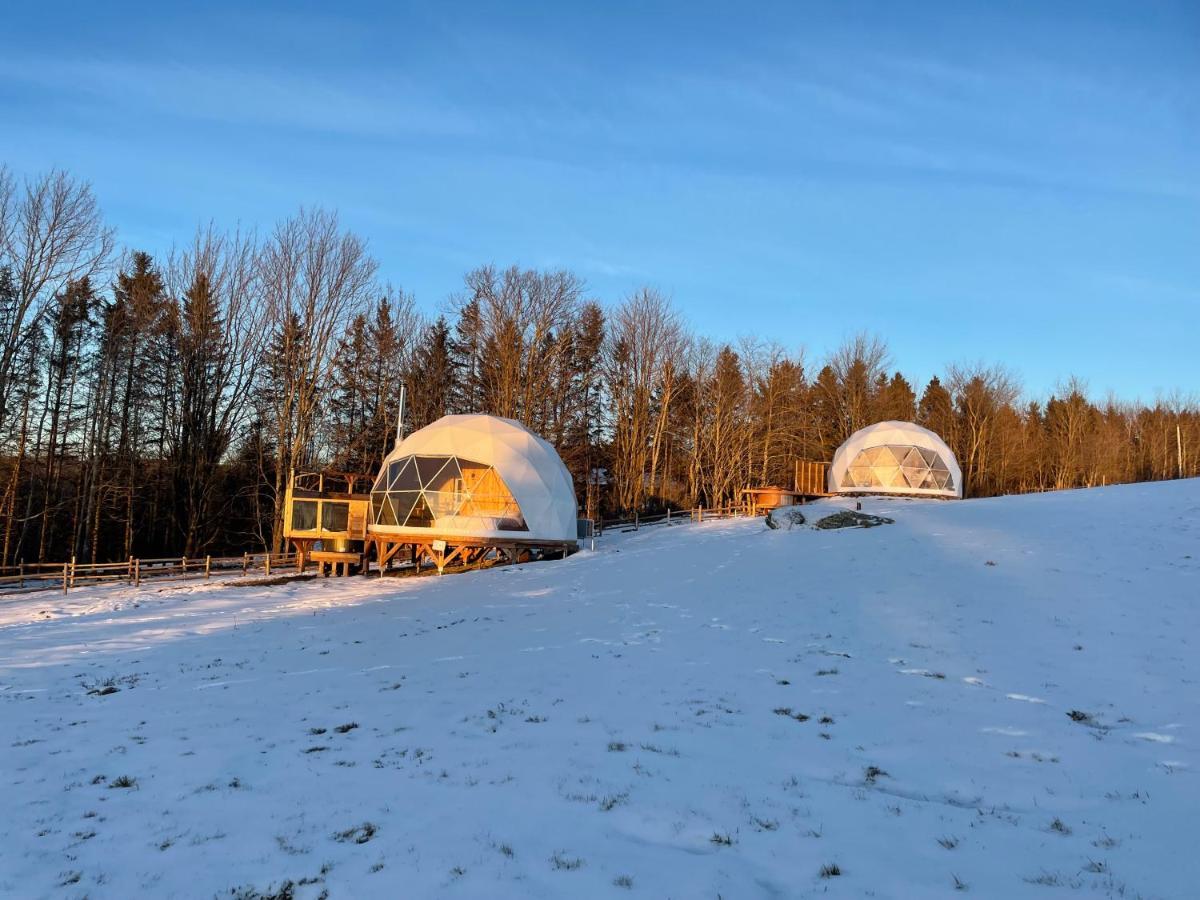 Mi-Clos - Luxury Pods With Private Jacuzzis Orford 외부 사진